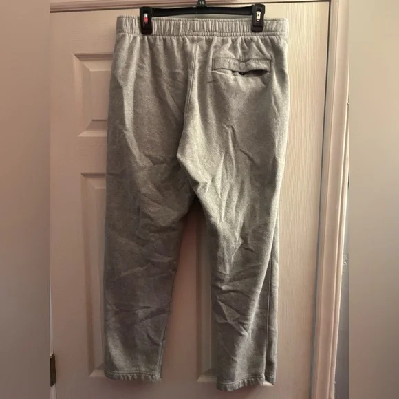 Size L gray Nike Sweatpants - Picture 2 of 4